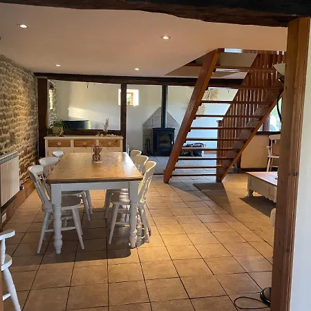 Rustic And Spacious Converted Barn * Isigny-le-Buat