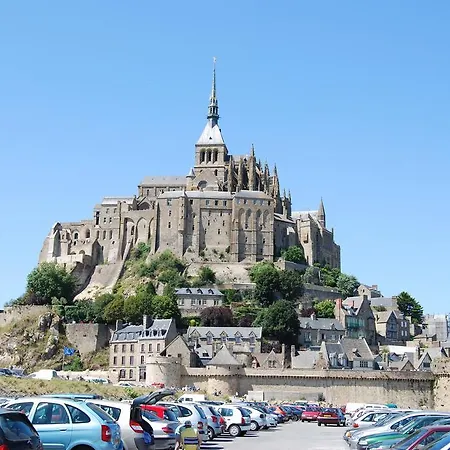 Rustic And Spacious Converted Barn
