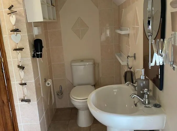 Holiday home Rustic And Spacious Converted Barn