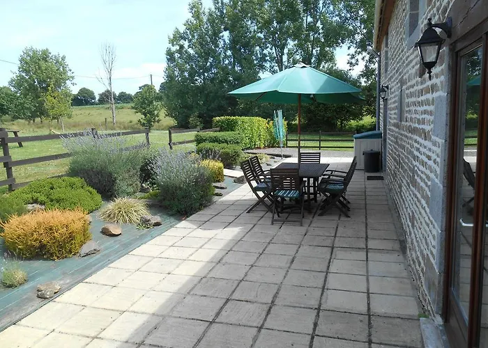 Rustic And Spacious Converted Barn * Isigny-le-Buat